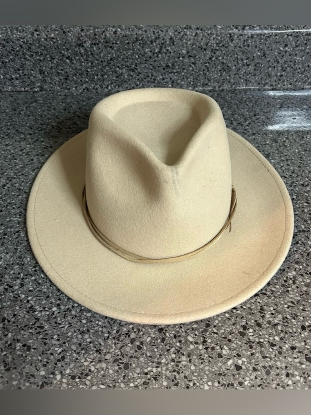 Wyeth by Todd Magill
Wyeth Beige Wool Fedora Hat with Tan band